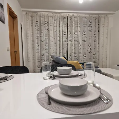 아파트 Stylish Panorama Family