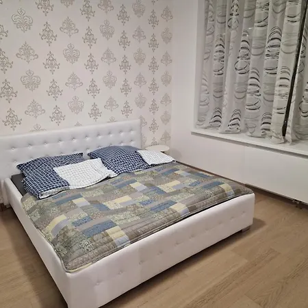 Stylish Panorama Family Apartament Bratislava